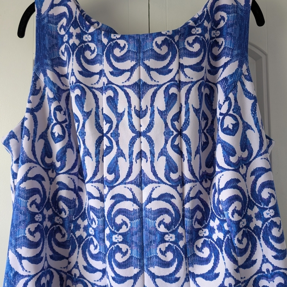 Gabby Skye Blue and White Swirl Mini Dress - Picture 2 of 4